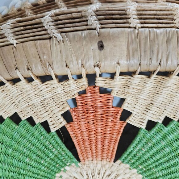 Vintage Oval Basket Handwoven Natural Fiber Oval Cowrie Shell Coiled Bread Boho - Picture 9 of 10